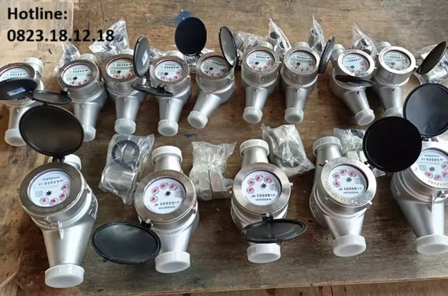 Đồng hồ đo nước thân inox 2 Đồng hồ đo nước inox