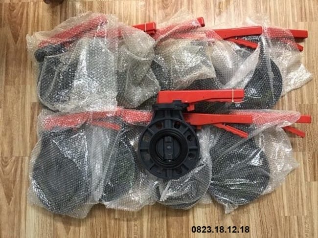 Van bướm tay gạt 7 Van bướm nhựa tay gạt