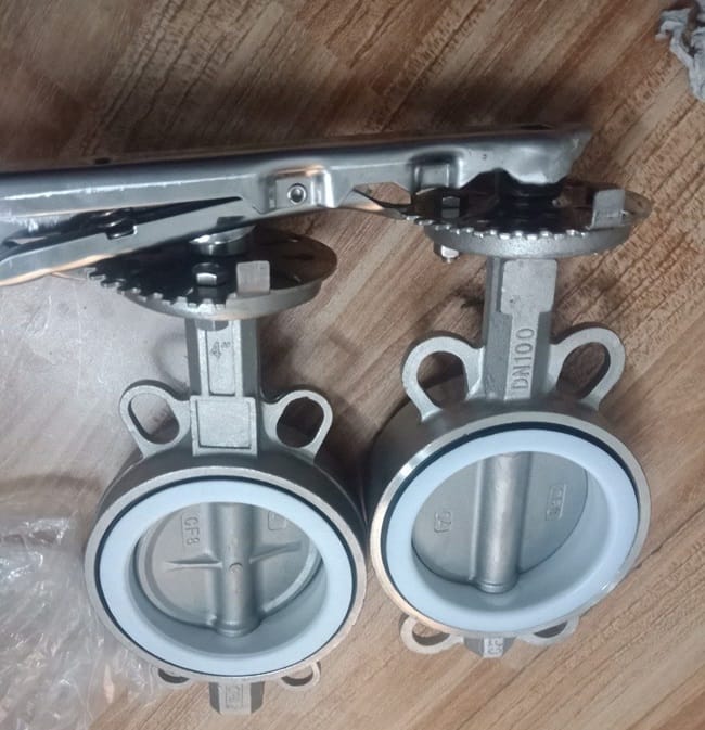 Van bướm Hàn Quốc 11 Van bướm thép Hàn Quốc