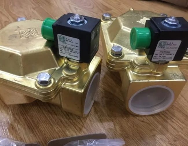 Van điện từ đồng kết nối ren