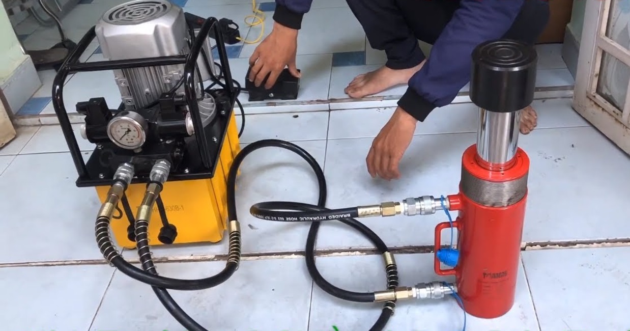 Bơm Thủy Lực 2 Chiều