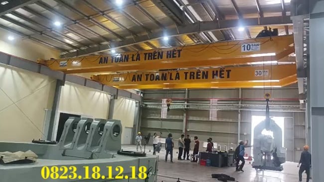 Ứng dụng của cầu trục inox trong các ngành công nghiệp