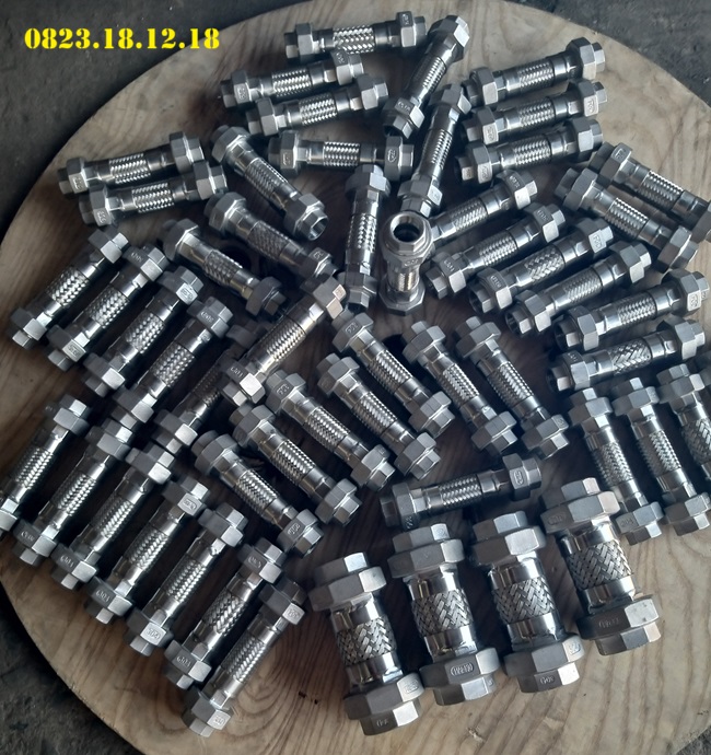 Khớp nối mềm inox nối ren