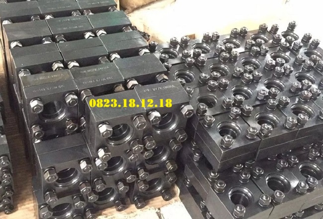 Mặt bích thép 12 Mặt bích thép vuông