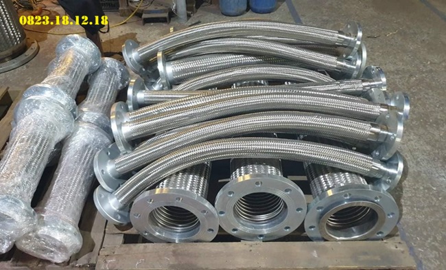 Khớp nối mềm inox mặt bích