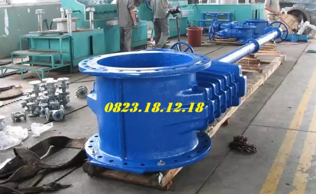 Van cổng trục dài 7 Van cổng thép trục dài