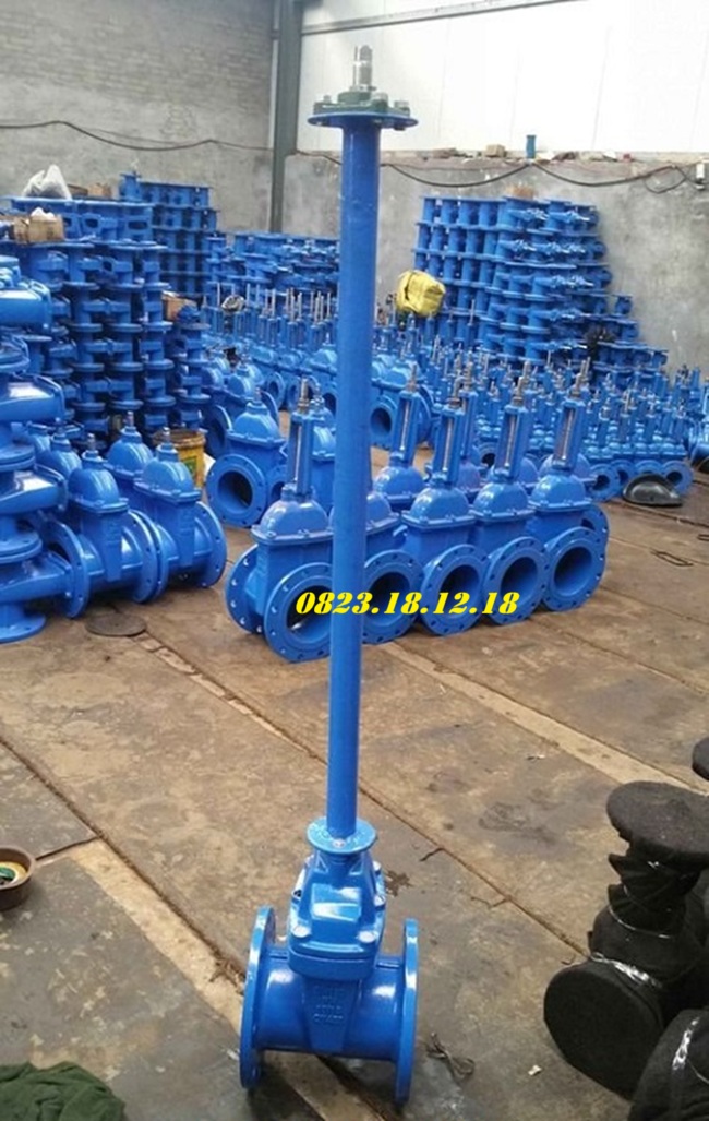 Van cổng trục dài 2 Van cổng trục dài