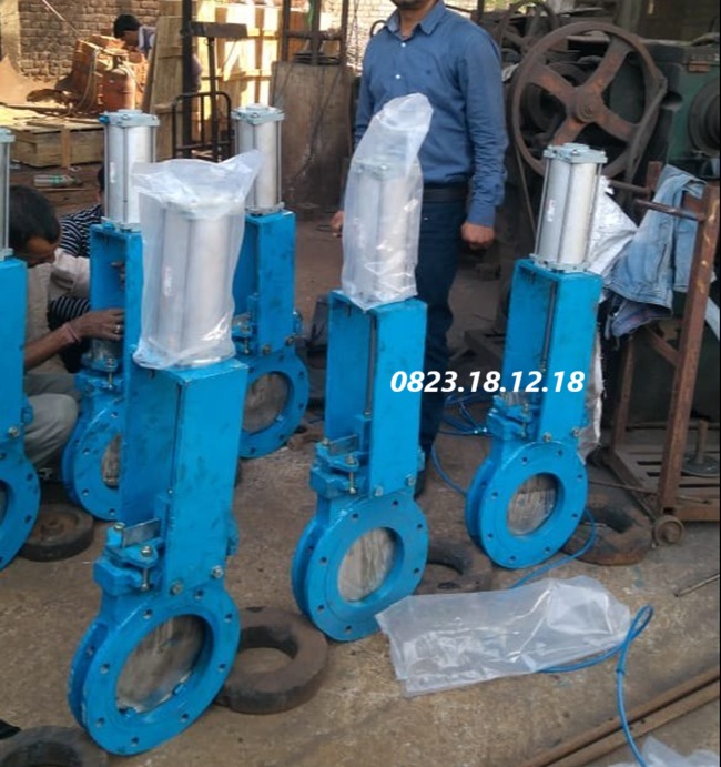 Van dao điều khiển khí nén giá tốt