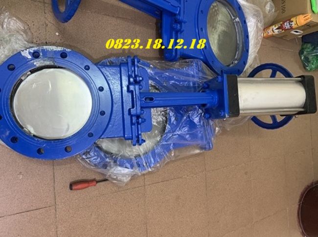 Van dao gang điều khiển khí nén 2 Van dao gang điều khiển khí nén