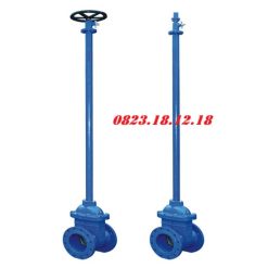 Van cổng trục dài