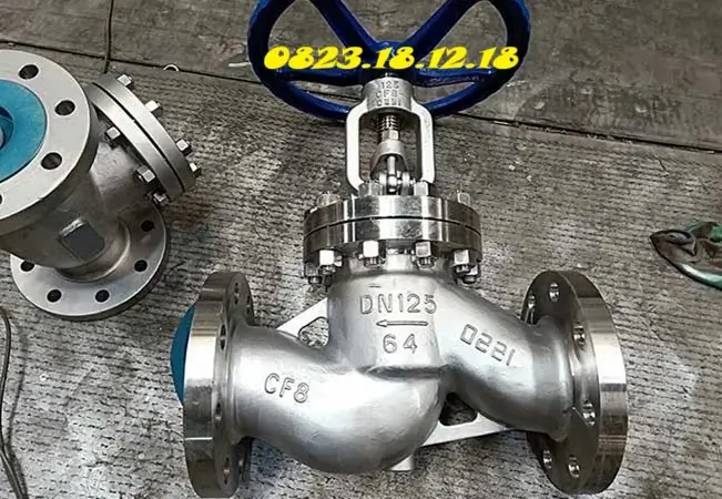 Van cầu inox