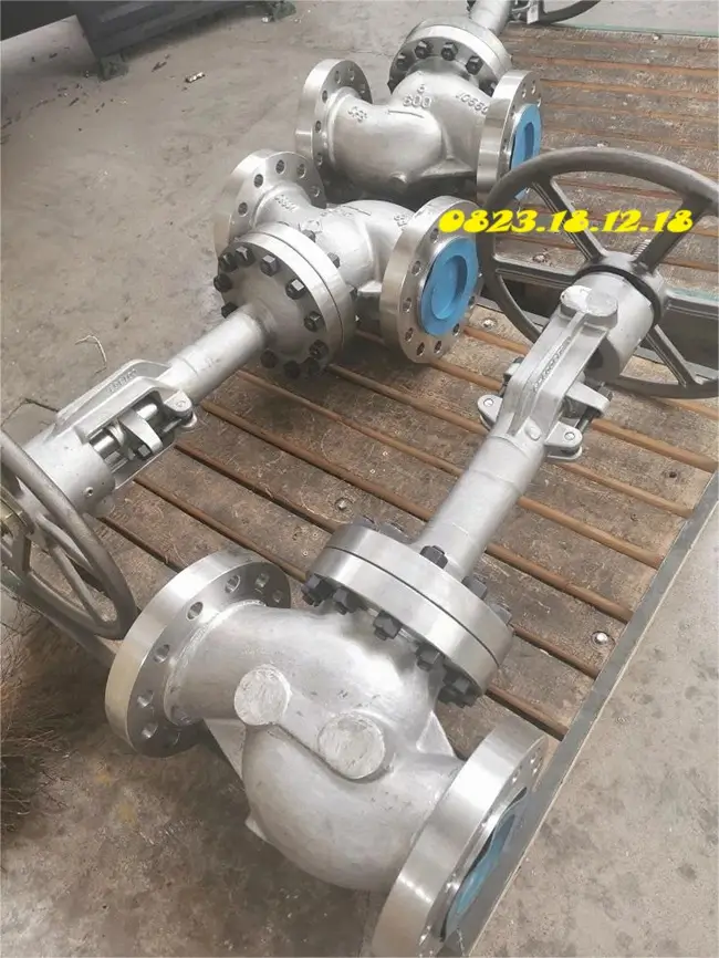 Van cầu inox 316