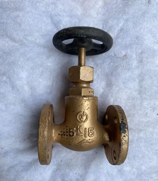 Van cầu đồng 2 Van cầu đồng