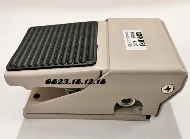 Van chân đạp 13 Van chân đạp 3/2