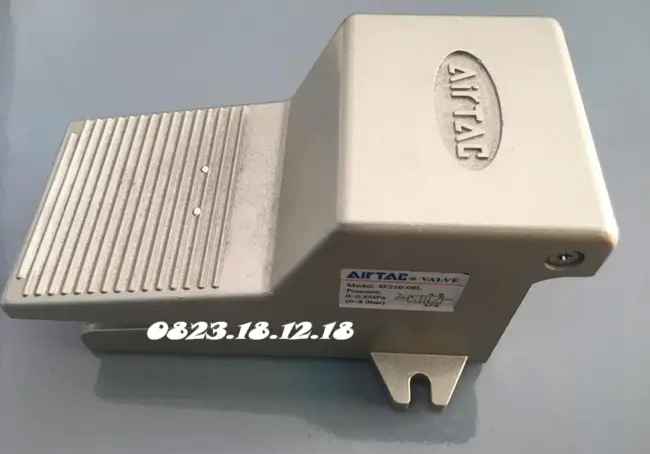 Van chân đạp 16 Van chân đạp Airtac