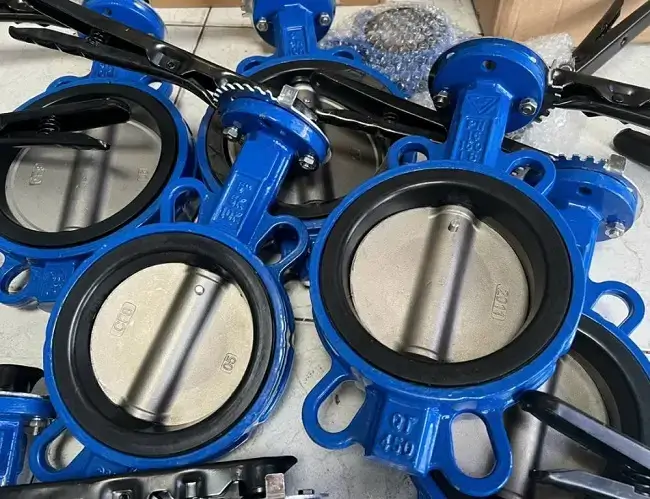 Van Bướm Trung Quốc 9 Van bướm gang Trung Quốc