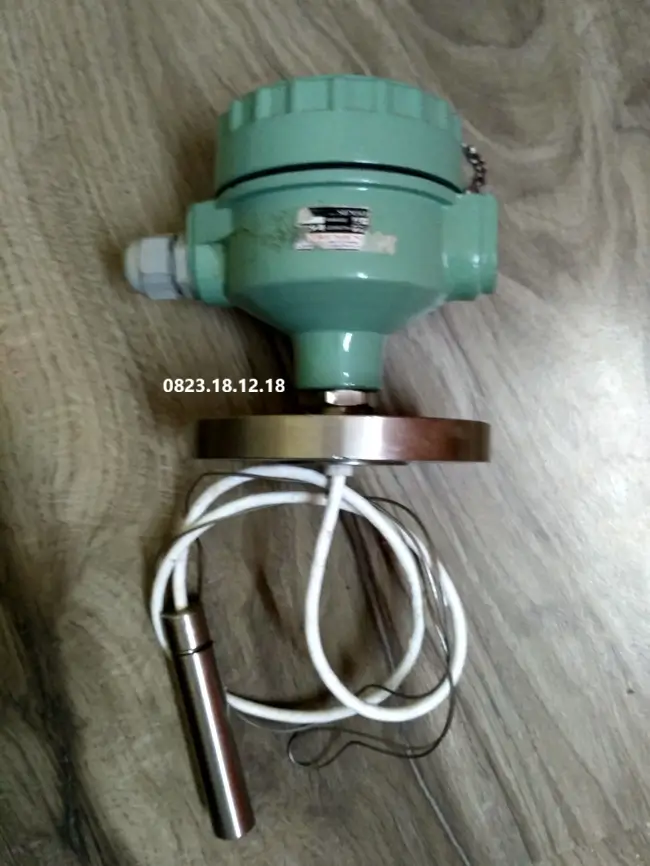 Cảm biến mức bồn dạng điện dung
