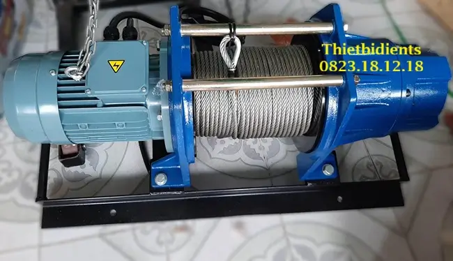 Tời điện mặt đất 7 Tời điện mặt đất 800kg