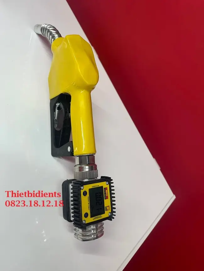 Cò bơm dầu gắn đồng hồ điện tử 2 Cò bơm dầu gắn đồng hồ điện tử