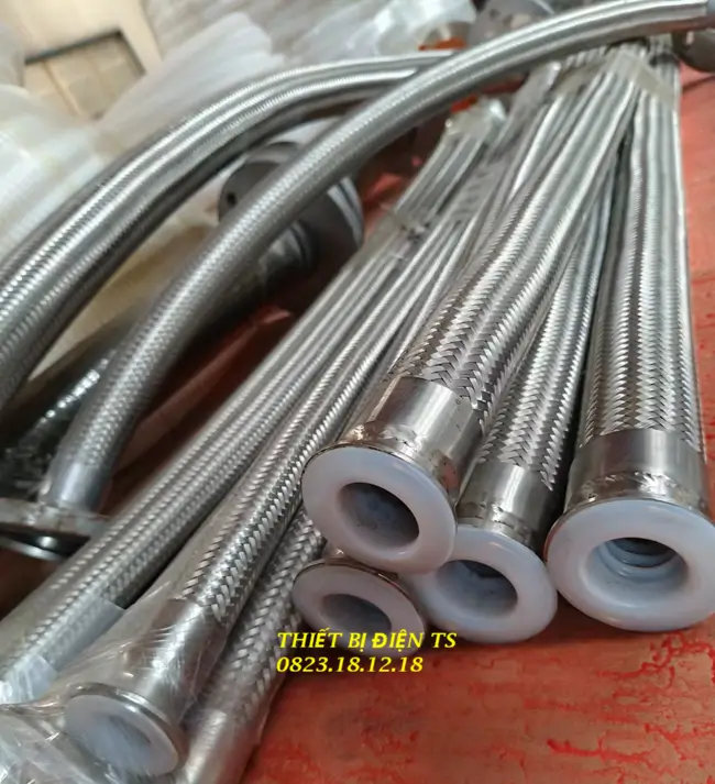 Khớp nối mềm inox lót Teflon nối ren