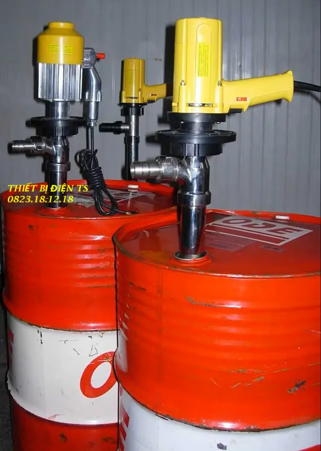 Ứng dụng thực tế của bơm hóa chất bằng tay siêu bền