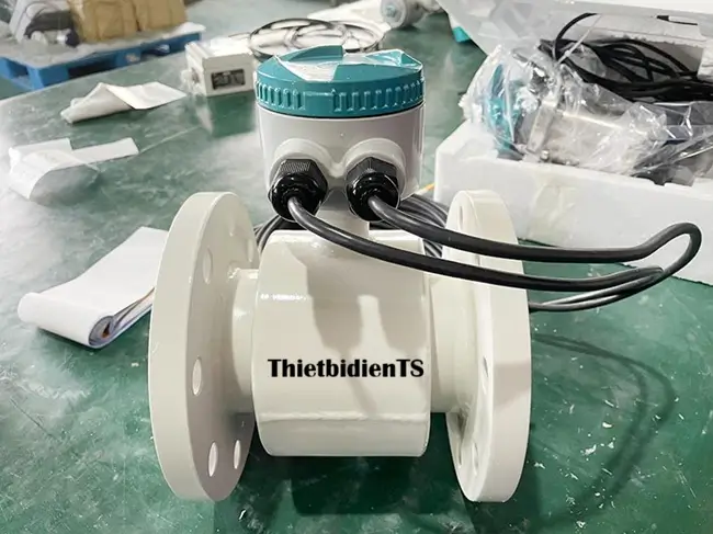 Đồng hồ đo lưu lượng dầu DN80 2 Đồng hồ đo lưu lượng dầu dn80