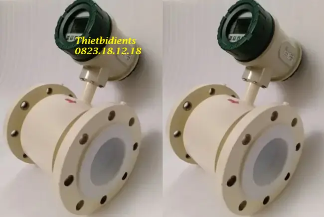 Đồng hồ đo nước điện tử Flowtech 3 Đồng hồ đo nước điện tử Flowtech màn hình liền