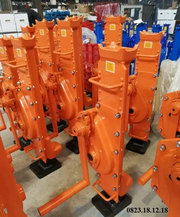 Giới thiệu chung về bảng giá kích thủy lực quay tay