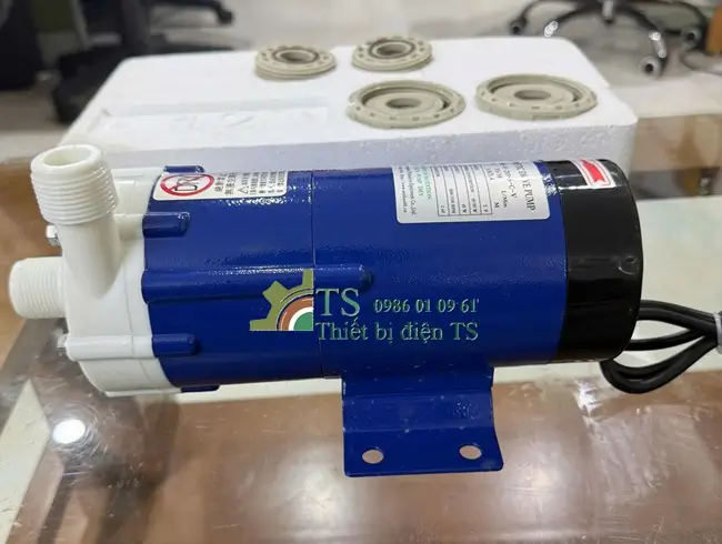 Máy bơm hóa chất là gì