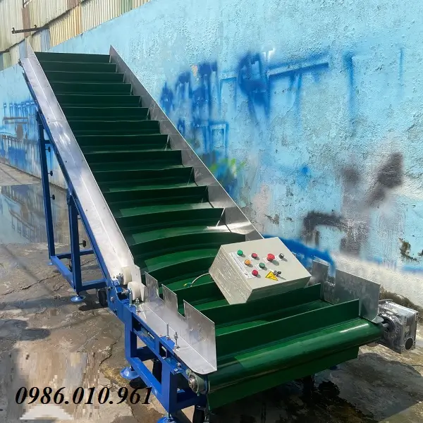 Băng Tải Nghiêng Công Nghiệp 4 Đặc điểm nổi bật của băng tải nghiêng công nghiệp